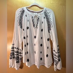 White Embroidered Long-Sleeve Boho Top
